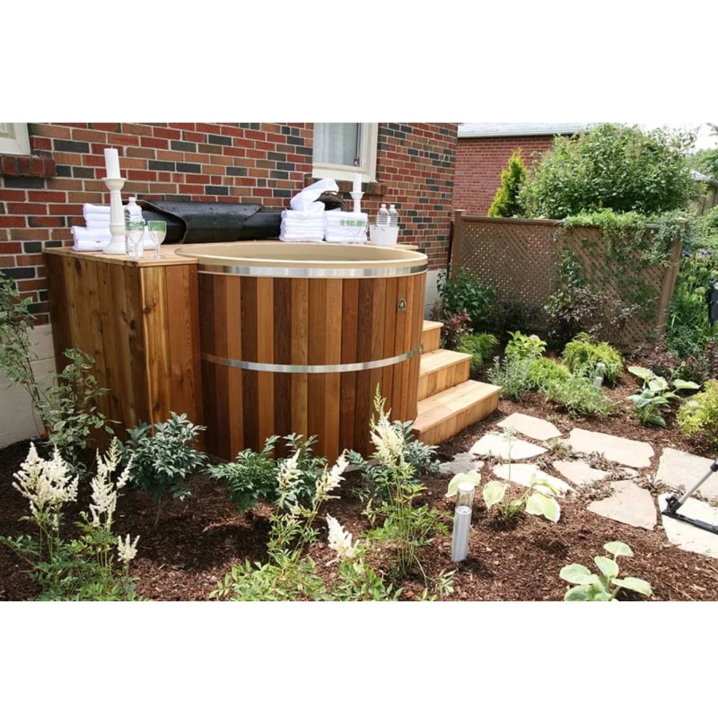 Canadian Hot Tubs Manitoulin Oval 7'x5'