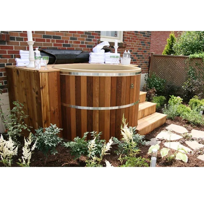 Canadian Hot Tubs Total Therapy 7' Round, 5' Tall