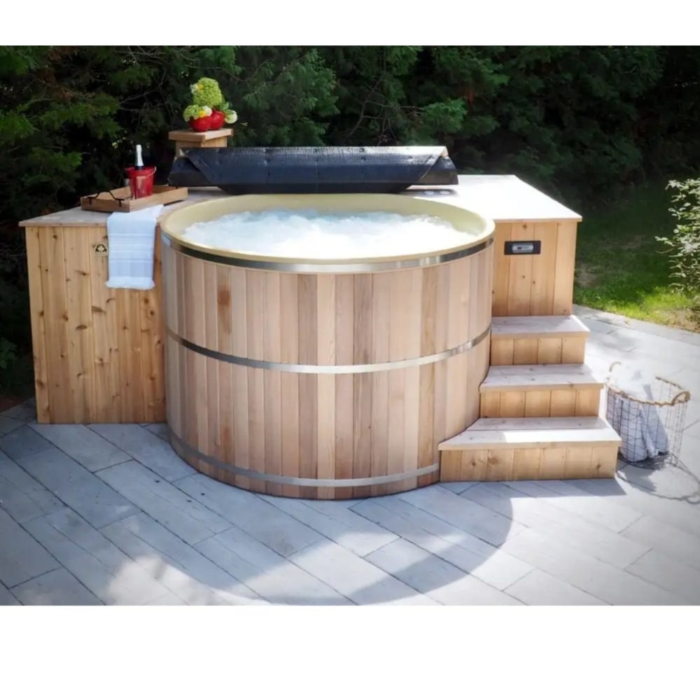 Canadian Hot Tubs Algonquin 6' Round